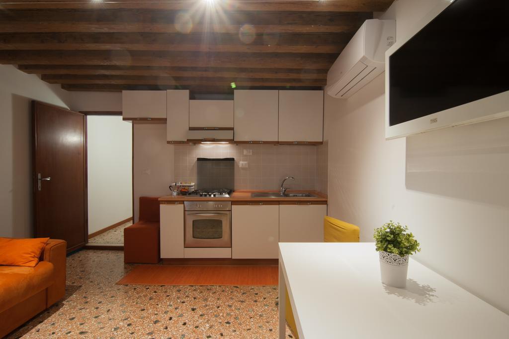 Apartment 2960 Frari 2 Venice